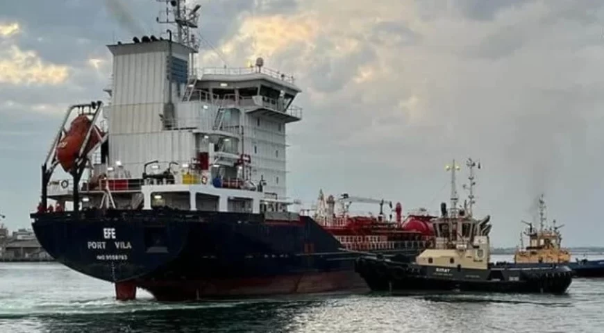 Russian Air Strikes on Odesa Raise Concerns for Grain Shipments